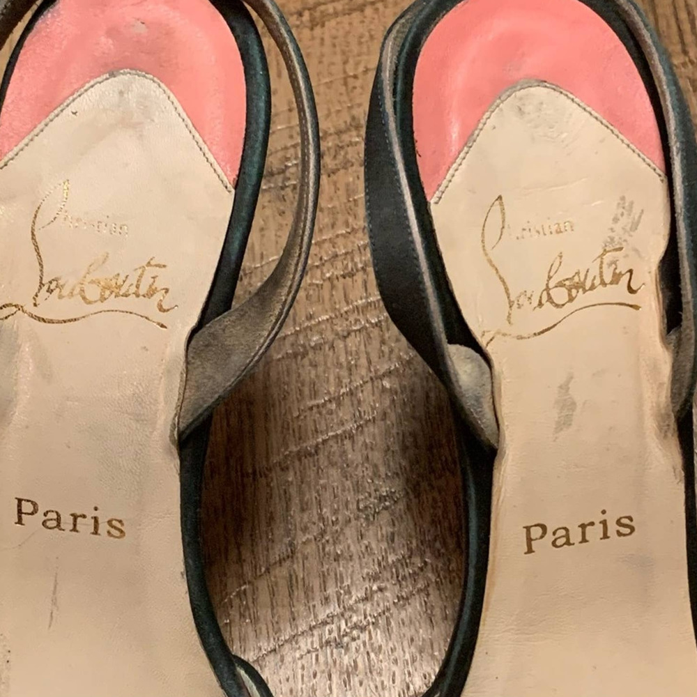 CHRISTIAN LOUBOUTIN Black CREPE SATIN  4” STILETTOS 40 1/2 - Picture 9 of 16